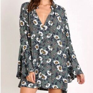 Free People Sage Green Floral V-Neck Bell Sleeve Mini Fall Dress size small boho